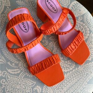 Scoop Women's Vibrant Orange Strappy Sandals
